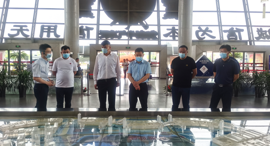 烏蘭察布市集寧區領導一行蒞臨金田陽光投資集團參觀考察 烏蘭察布市集寧區領導一行蒞臨金田陽光投資集團參觀考察