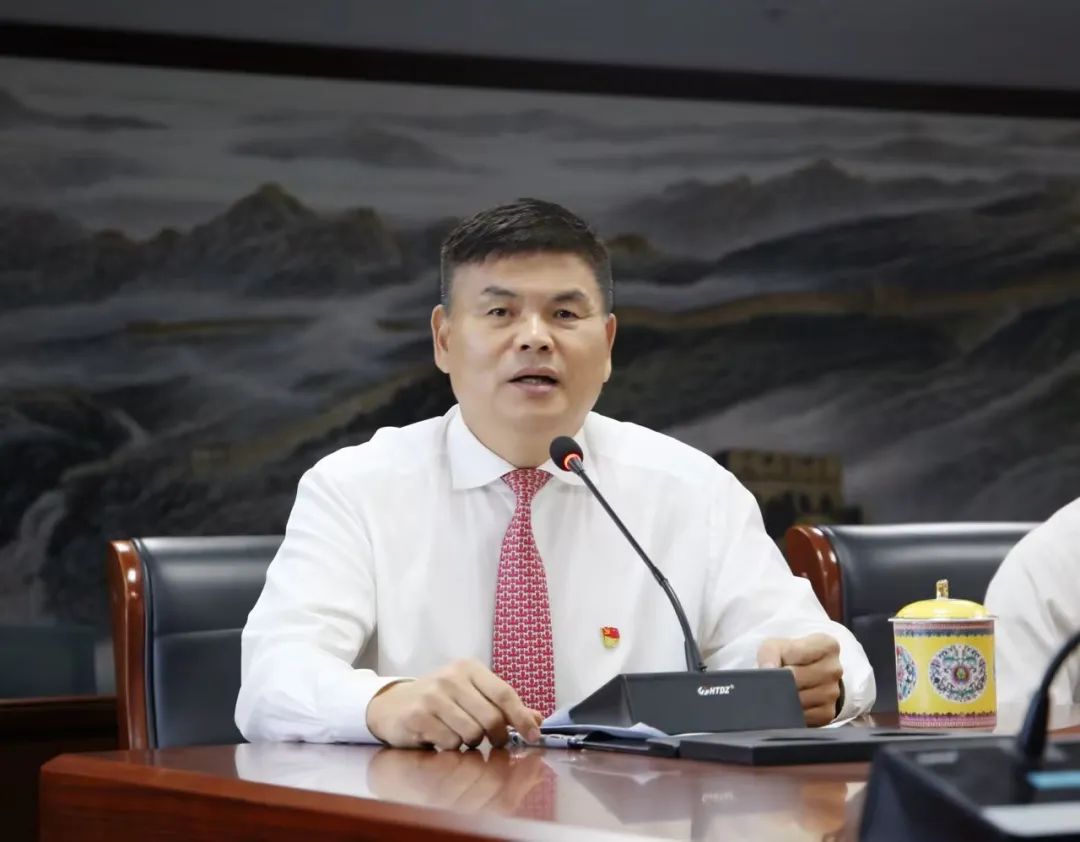 中共金田陽光投資集團(tuán)黨委開展《揮灑激情 點(diǎn)燃夢想丨中華體育精神魅力盛放》主題教育活動