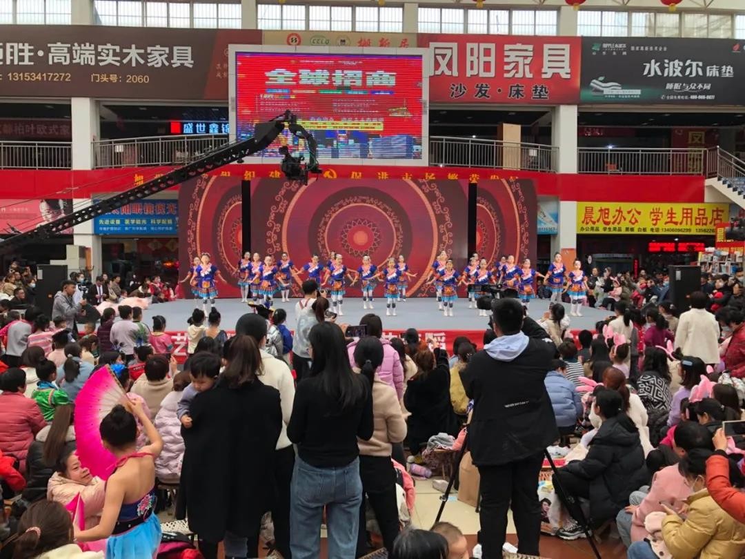 集團廣饒市場金田陽光杯·拓藝學校舞蹈專業匯報展演隆重舉行